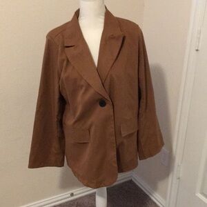 Brown lightweight blazer with shoulder pads